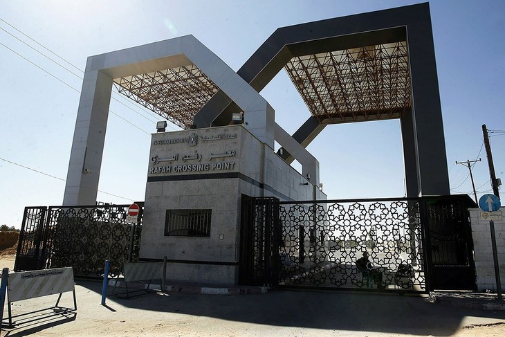 Egypt to open Rafah border crossing with Palestine - ảnh 1